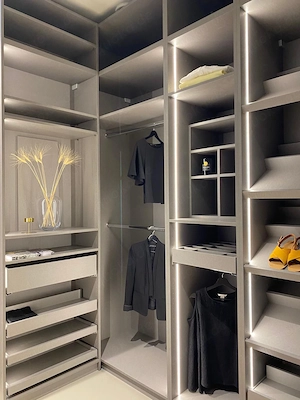   Neue Fronten für deinen PAX Kleiderschrank!