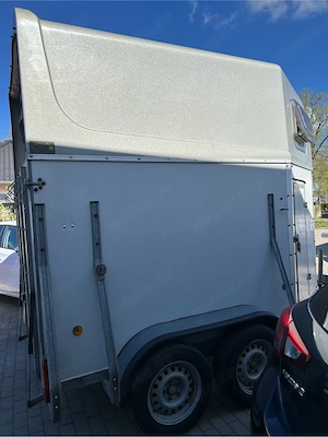 Pferdehänger leihen Bild 3