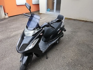 Aprillia,Kymco,VwPolo Bild 3