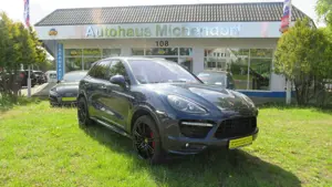 Porsche Cayenne Turbo AUS ERSTER HAND !