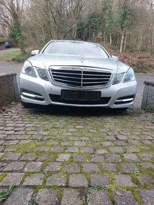 Mercedes-Benz E 300 CDI DPF BlueEFFICIENCY 7G-TRONIC Elegance