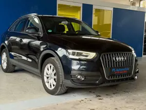 Audi Q3 2.0 TDI quattro*LEDER*AHK*LED*XENON