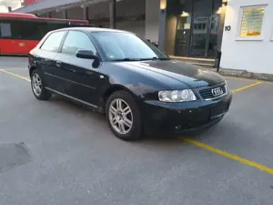 Audi A3 1.9TDI 96kW Attraction Klima Bild 3
