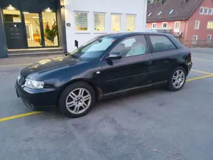 Audi A3 1.9TDI 96kW Attraction Klima Bild 2