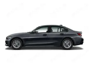 BMW 330 i M Sport xDrive Limousine/HUD/Panodach/Navi Bild 2