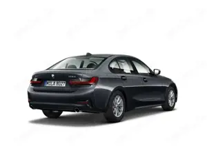 BMW 330 i M Sport xDrive Limousine/HUD/Panodach/Navi Bild 3