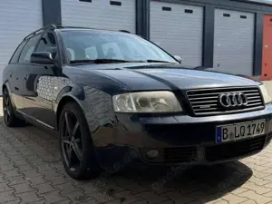 Audi A6 A6 Avant 2.5 TDI quattro