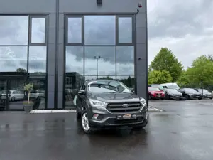 Ford Kuga Titanium 4x4*NAV*XEN*CAM*PDC*SHZ*AHK*HU NEU