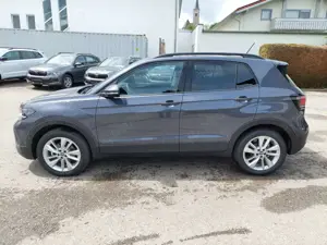 Volkswagen T-Cross T-Cross 1.5 TSI ACT OPF DSG Life AHK Kamera 4J Gar