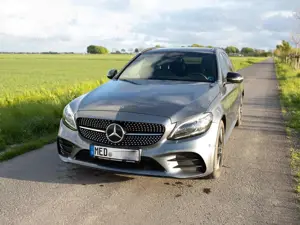 Mercedes-Benz C 220 C-Klasse T-Modell Diesel d T 9G-TRONIC AMG Line AHK PANO LED SHZ DISTRO