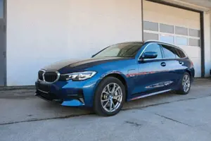 BMW 330 e xDrive*Tour.*Sport Line*Autom.*Rückfahrka.*