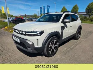 Dacia Duster Hybrid Journey