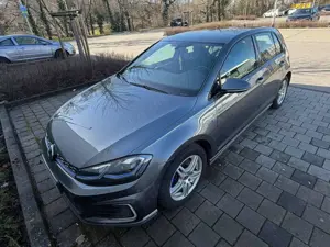 Volkswagen Golf GTE Golf VII Hybrid 5-Türer 1.4 Plug-In-Hybrid DSG Bild 1
