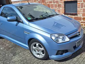 Opel Tigra Tigra Twin Top 1.8 Design Edition