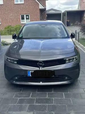 Opel Astra 1.2 Turbo Elegance