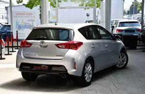 Toyota Auris Bild 2