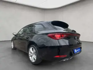 SEAT Leon Sportstourer 2.0 TDI DSG FR AHK/Kamera/Navi Bild 3