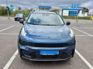 Lynk  Co 01