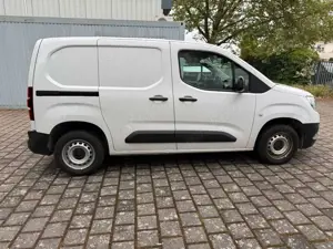 Opel Combo E Cargo 1.5 CDTI RFK°Carplay°Temo°Navi°DAB Bild 4
