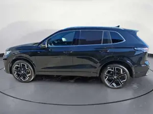 Volkswagen Tiguan R-Line 2,0 l TSI OPF 4MOTION  7-Gang-Dopp Bild 2