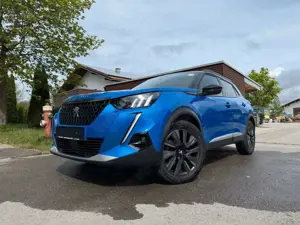 Peugeot 2008 GT Pack / NAVI / AHK / LED / 18"