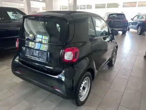 smart forTwo coupe electric drive / EQ Bild 4