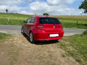 BMW 116 2.Hand / Unfallfrei / Scheckheft / TÜV 11/27 Bild 3