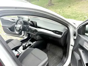 Ford Focus Turnier 1.0 EcoBoost Start-Stopp-System Aut. COOL