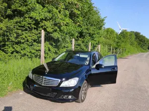 Mercedes-Benz C 220 C 220 T CDI DPF BlueEFFICIENCY Edition