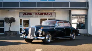 Mercedes-Benz 300 Adenauer W189 300D