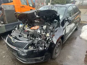 Skoda Rapid/Spaceback Limousine Edition 1.2TSI Xenon PDC Sitzhzg