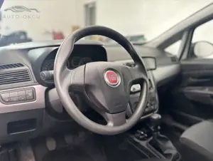 Fiat Punto 1.2 5 TÜRIG/Klima /Navi /ALLWETTER /HU:NEU Bild 5