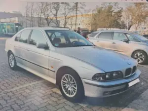 BMW 520 520i