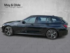 BMW 330 Bild 2