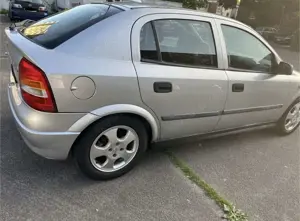Opel Astra 1.6 Comfort Bild 4