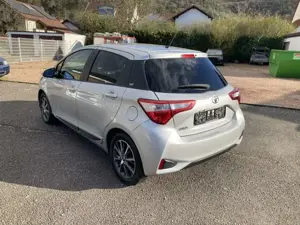Toyota Yaris Y20 Club ALU Klima SHZ Bild 4