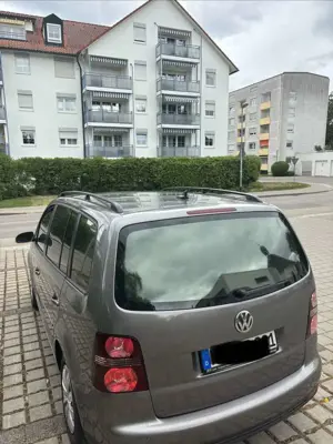 Volkswagen Touran Bild 2
