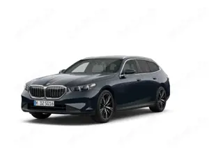 BMW 540 d xDrive Touring Sportpaket HUD AD StandHZG AHK-kl