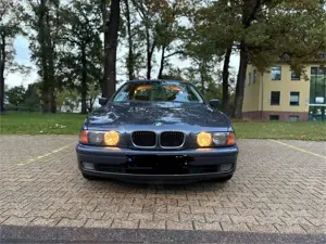 BMW 520 520i