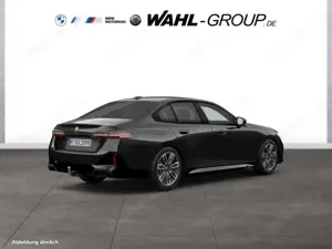 BMW 520 d M Sport AHK HeadUp Innovation DrivingAss HarmanK Bild 2