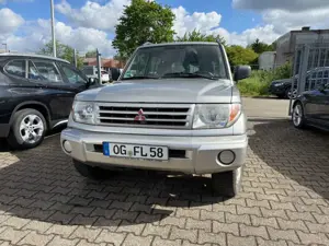 Mitsubishi Pajero Pinin 5-Türig Bild 2