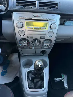 Mazda 2 Bild 4