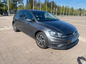 Volkswagen Golf Golf 1.0 TSI DSG Trendline