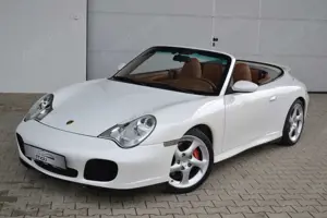 Porsche 996 Carrera 4S Cabriolet*XENON*BOSE*