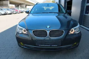 BMW 530 i Aut. Touring Xenon Navi PDC SHZ Tempomat Bild 2