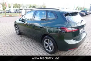 BMW 220 Bild 4