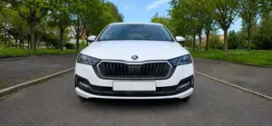 Skoda Octavia Combi 2.0 TDI DSG First Edition