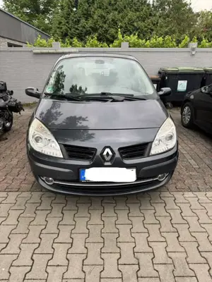 Renault Scenic 2.0  Benziner mit LPG Anlage 7Sitzer