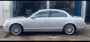 Jaguar S-Type 4.2 V8 Executive