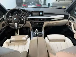BMW X5 M d,LEDER,PANO,HK,STANDHEIZUNG,NIGHT Bild 5